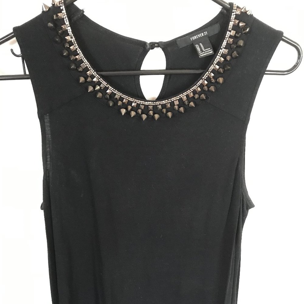 FOREVER 21 BLACK EMBELLISHED TANK TOP, KEY HOLE, M